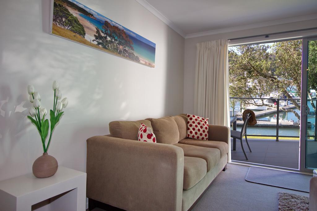 Marina Park Apartments 怀蒂昂格 外观 照片